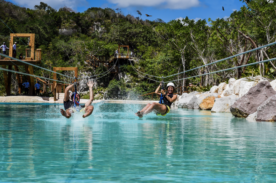 zip line eco splash e s